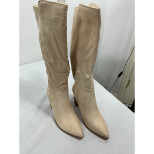 Womans New In Box Juliet Holy Knee High Fashion Riding Boots 7.5 Beige